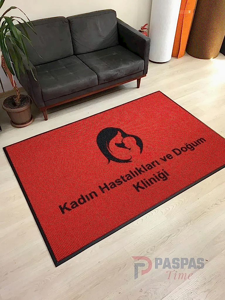 Kırmızı zeminli siyah logolu paspas P5067 Kırmızı zeminli siyah logolu paspas P5067